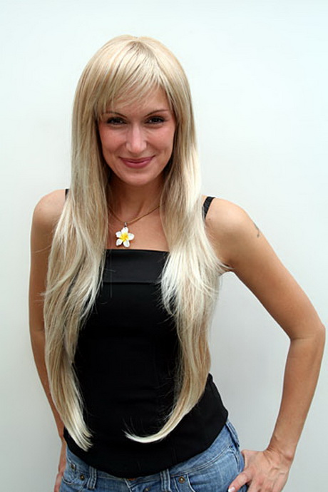 Blonde lange haare mit pony