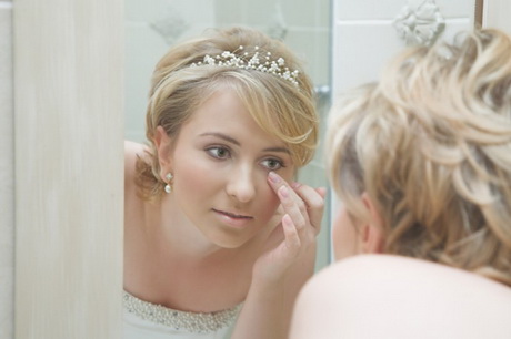 Brautfrisuren für kurze haare