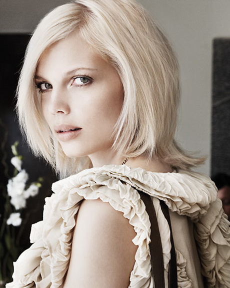 Frisuren blonde halblange haare