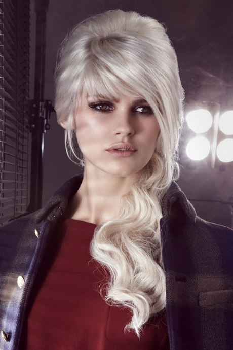 Haarfarbe platinblond