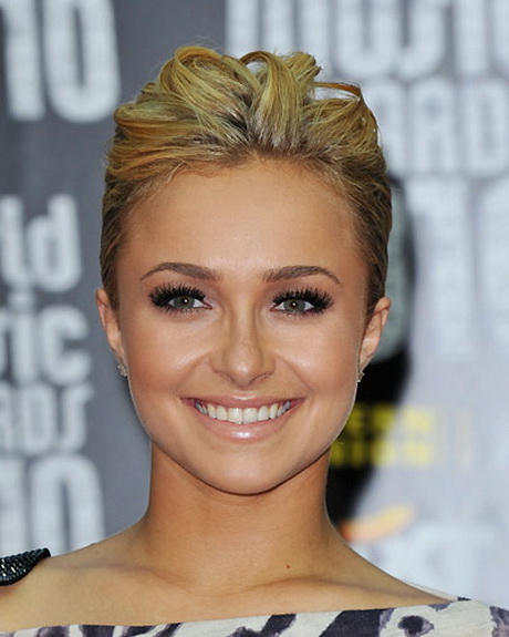 Hayden panettiere kurze haare