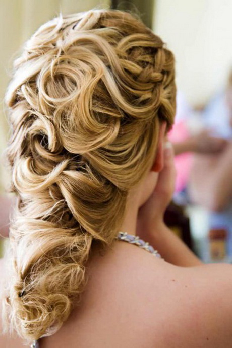 Kurzhaarfrisuren für hochzeit