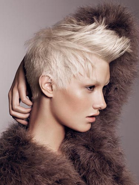 Kurzhaarfrisuren stars 2015