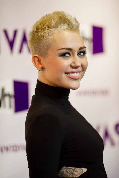 Miley cyrus kurze haare