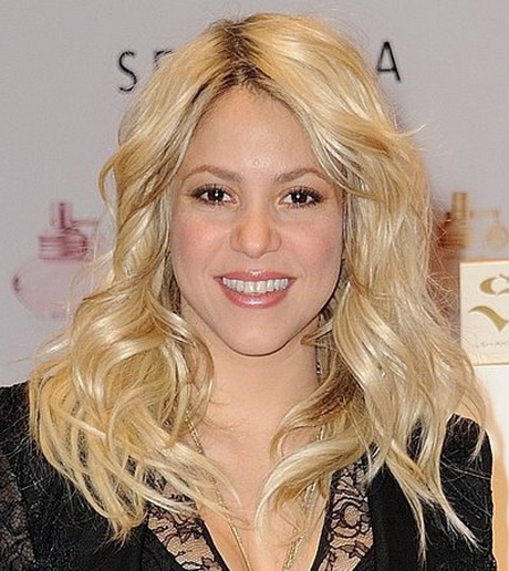 Shakira kurze haare