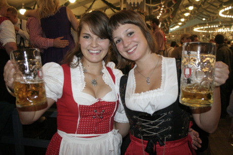 Dirndl fürs oktoberfest