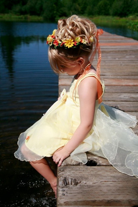 Frisuren kinder hochzeit