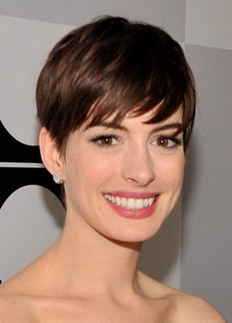 Pixie cut frisur