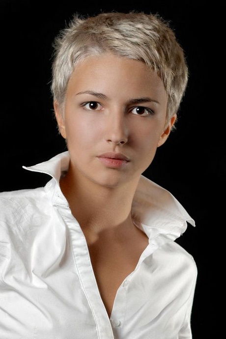 Freche Kurzhaarfrisuren Für Frauen Ab 50 Freche kurzhaarfrisuren für frauen