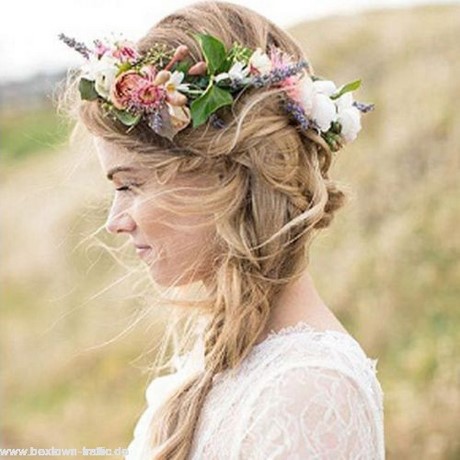 Haarschmuck mit blumen