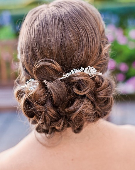 Hochsteckfrisuren türkische hochzeit