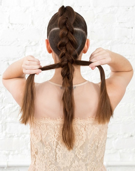 Festliche frisuren lange haare flechten