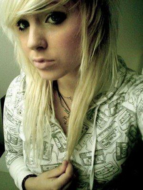 Blonde emo haare