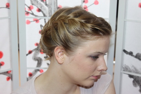 Einfache dirndl frisuren