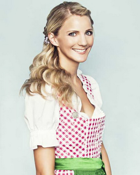 Frisur zu dirndl