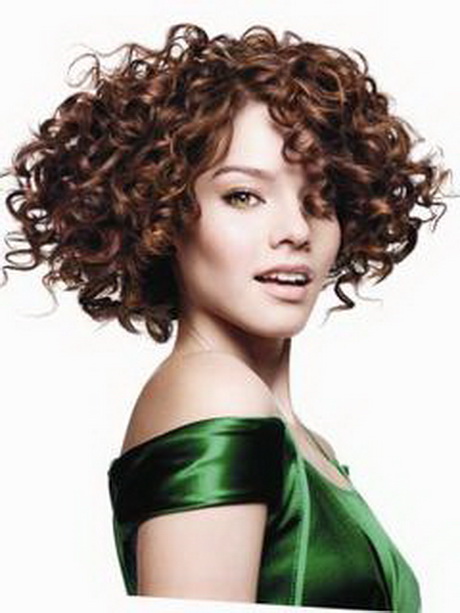 Frisuren naturlocken halblang