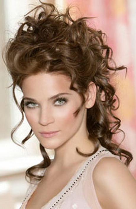 Frisuren stecken - Schönheit und Pflege