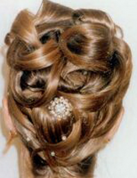 Hochsteckfrisuren ball