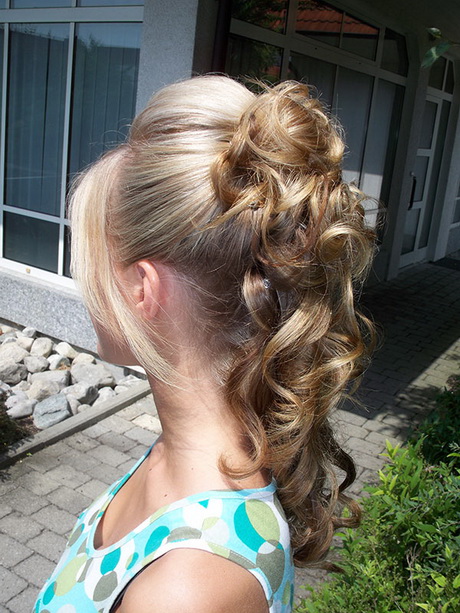 Hochsteckfrisuren friseur