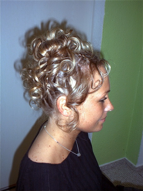 Hochsteckfrisuren friseur