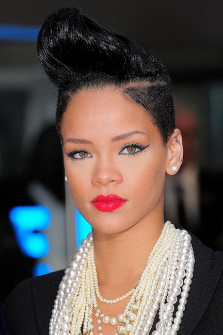 Rihanna frisur kurz