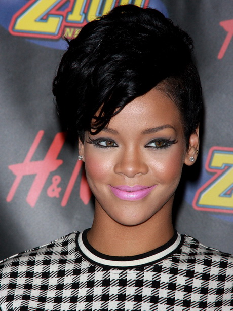 Rihanna frisuren kurz