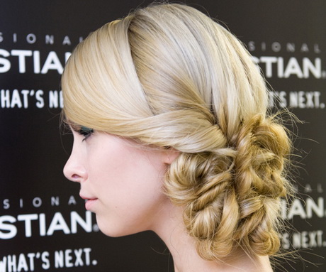 Schnelle frisuren für lange haare anleitung