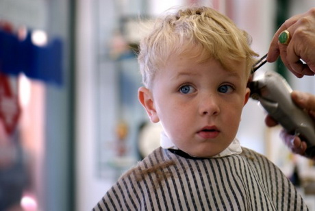 Haare schneiden kinderfrisur