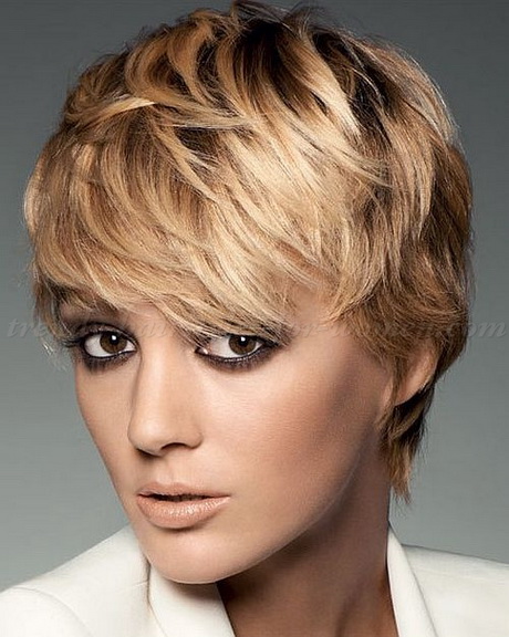 Pixie cut frisur