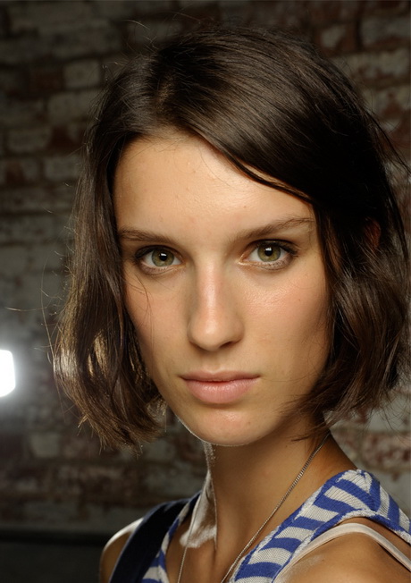 Frisuren kinnlange haare