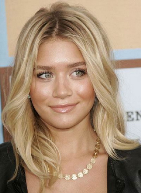 Blond frisuren mittellang