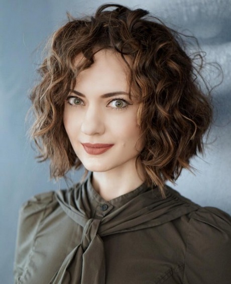Frisurentrends locken 2018