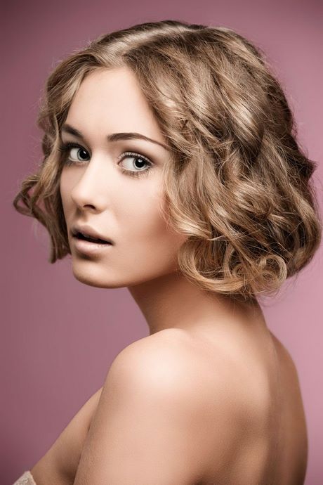Locken frisuren 2021