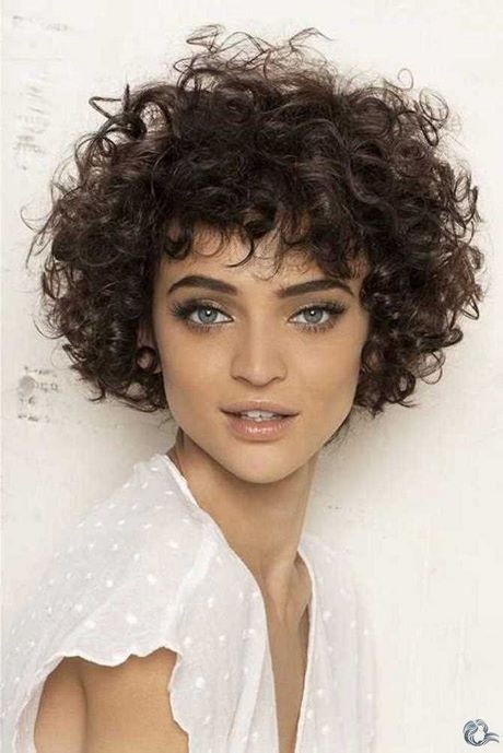 Locken frisuren 2021
