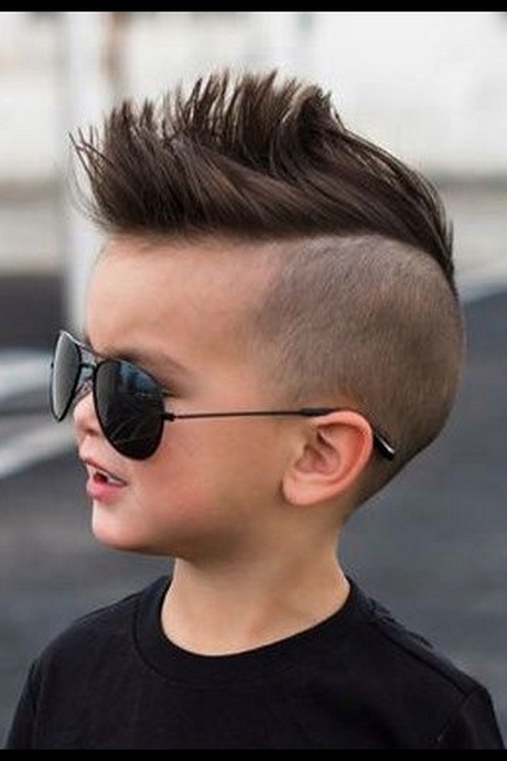 Trendfrisuren 2021 jungen