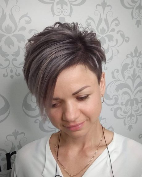 Trendige kurzhaarfrisuren 2021 für damen