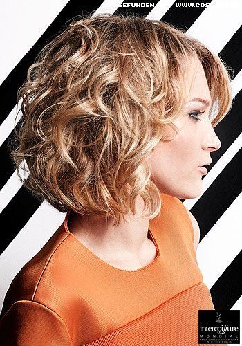 Frisurentrends 2023 locken