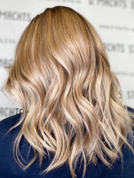 Kurzhaarfrisuren blond damen 2023