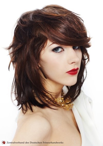 Langhaar frisuren 2023 frauen