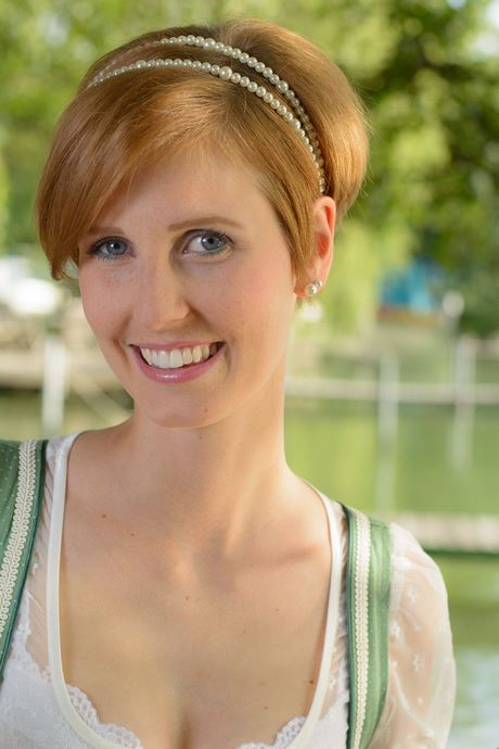 Dirndl frisur 2019