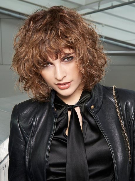 Trendfrisuren locken 2019