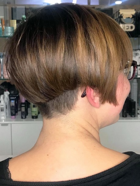 Frisuren 2021 kurze haare