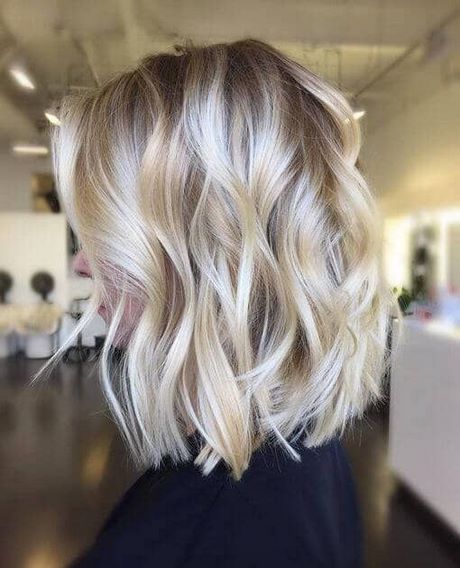 Frisuren blond 2021