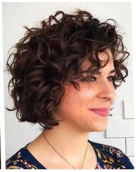 Kurzhaarfrisuren damen locken 2021