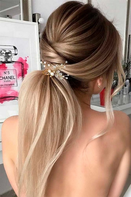 Frisuren 2022 hochzeit