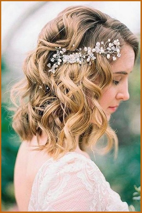 Hochzeit frisuren trends 2022