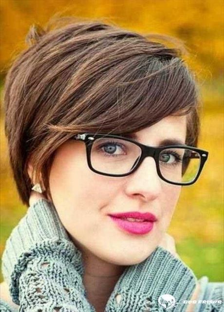 Frisuren 2020 halblang gestuft