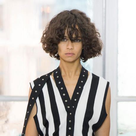 Bob frisuren für lockiges haar