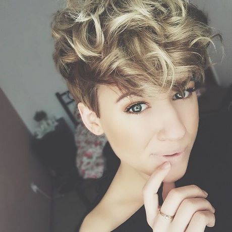 Moderne frisuren für kurze haare