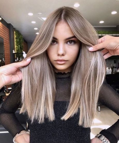 Blonde haare 2022